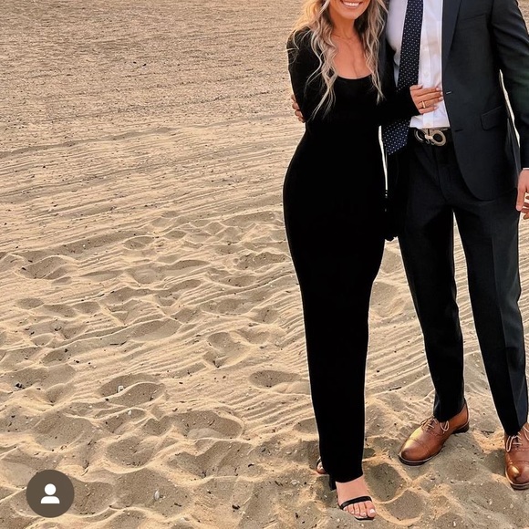 SKIMS Dresses & Skirts - SKIMS soft lounge long sleeve maxi scoop neck dress